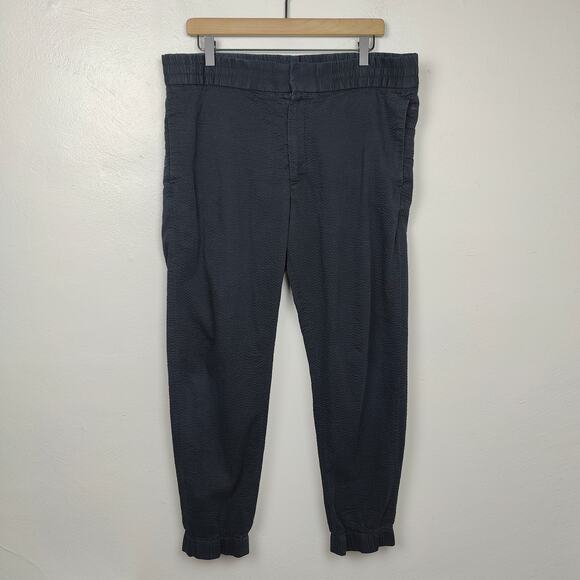 COS Tapered Pants Mens 32R Dark Black Blue Textured Pull On Elastic Waist Preppy - Picture 1 of 8